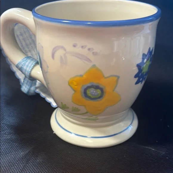 Hallmark Ceramic Mug with Blue Floral Design. Kimberly Hodges - Picture 6 of 6